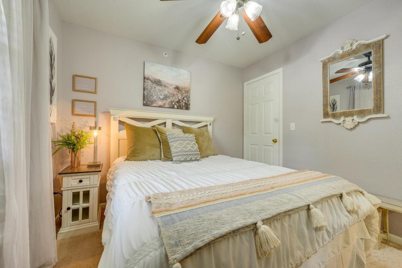 Branson Resort Condo Rental With Community Pool! Exterior photo